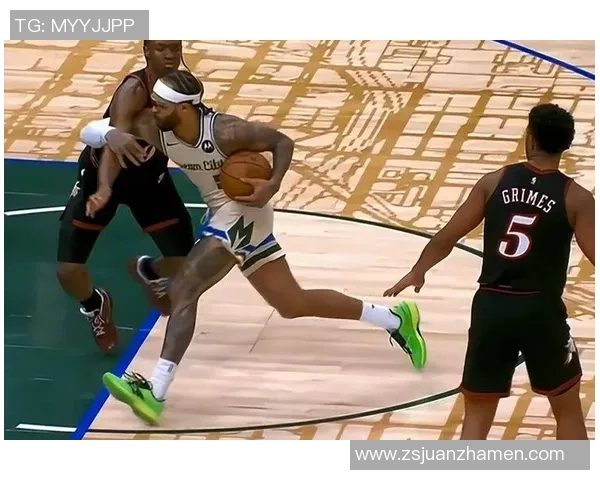 马克西54分强势轰炸雄鹿!一场把悬念拉满的加时大战 马克西54分强势轰炸雄鹿!一场把悬念拉满的加时大战